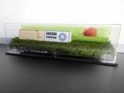 Sachin Tendulkar signed mini bat in its display case