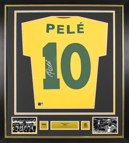 Pelé official 1970 World Cup signed and framed Brazil shirt (Icons)